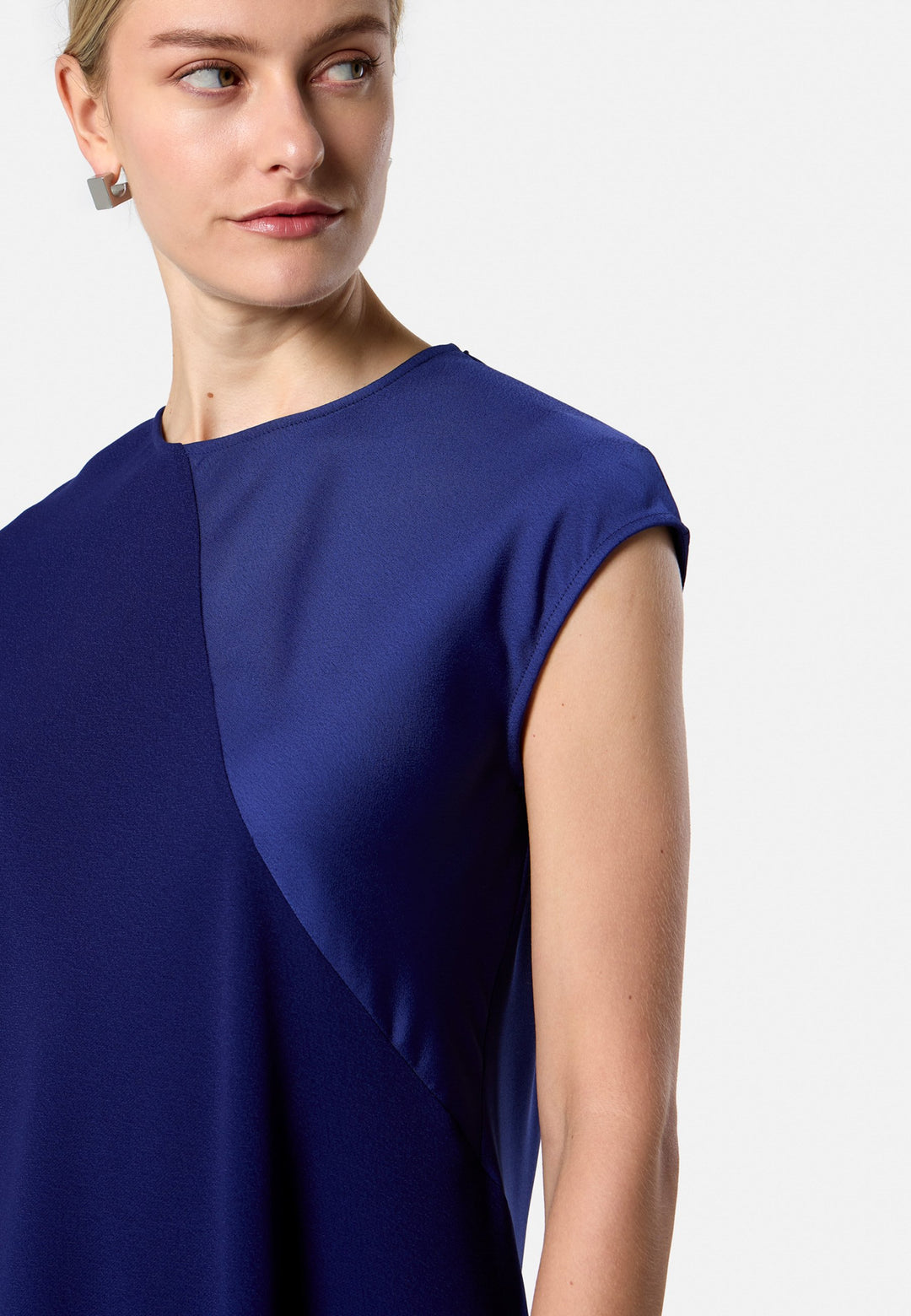 model wearing Carmin Ink Blue Dress
