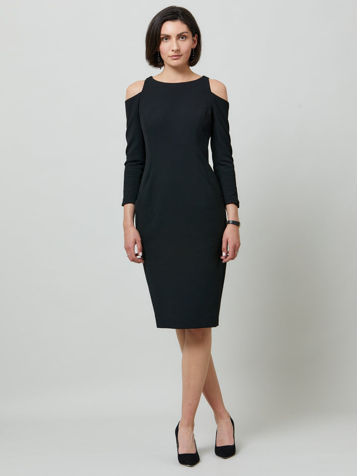 Show some shoulder in the ariana. A form-flattering, body-skimming silhouette in fail-safe black. The quintessential little black dress. A dress that takes you anywhere. Designed in Ireland by Helen McAlinden. Made in Europe. Free shipping to the EU & UK.